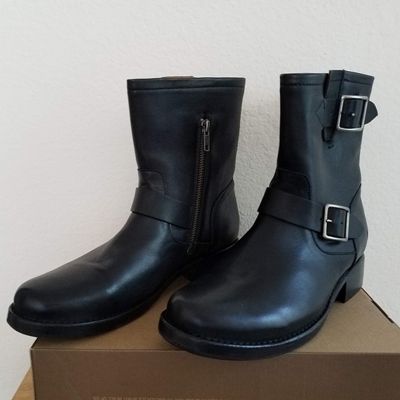 frye women's vicky engineer boot